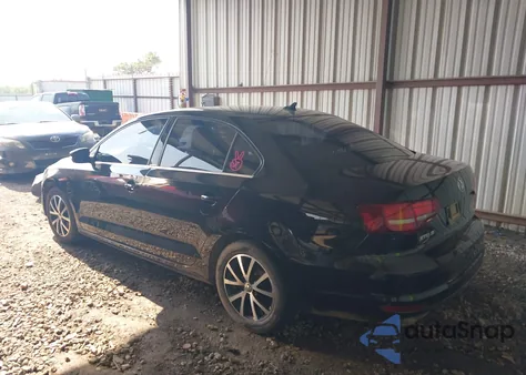2017 Volkswagen Jetta 1.4T Se from USA, damaged, VIN 3VWDB7AJ4HM336817